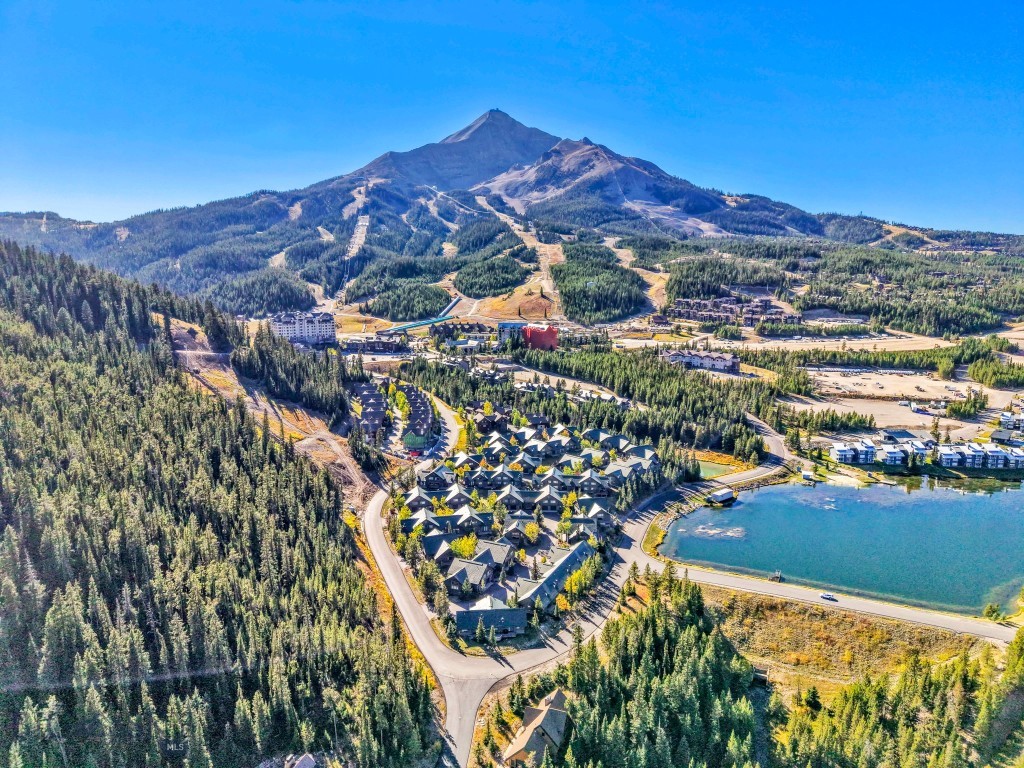 51 Running Bear Road, Big Sky
