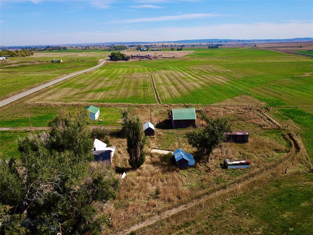 2408 E I Road, Other