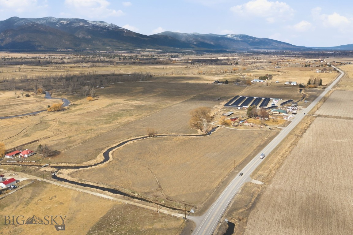 2663 Eastside Highway, Stevensville