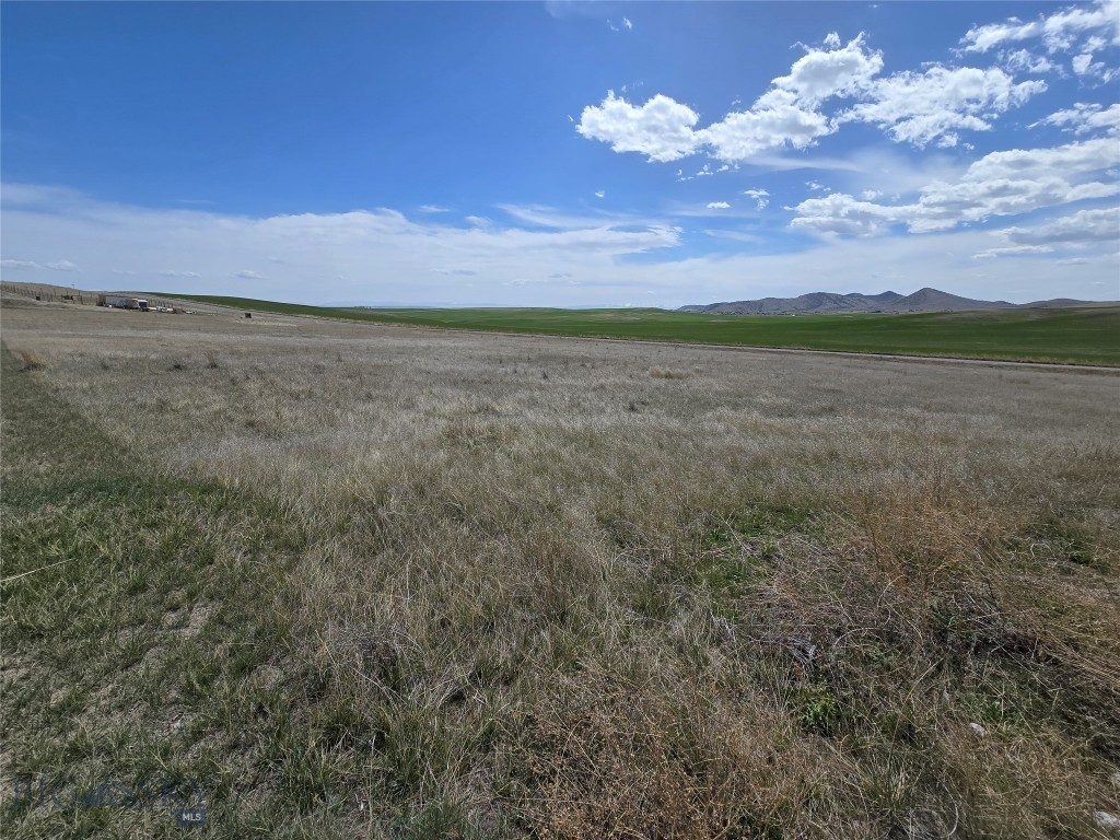 16 Naya Niki Peak, Three Forks, Montana
