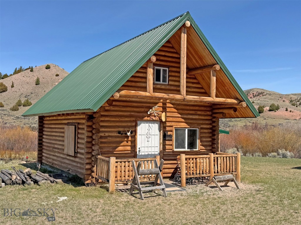 6275 Lower Grasshopper Road, Dillon, Montana