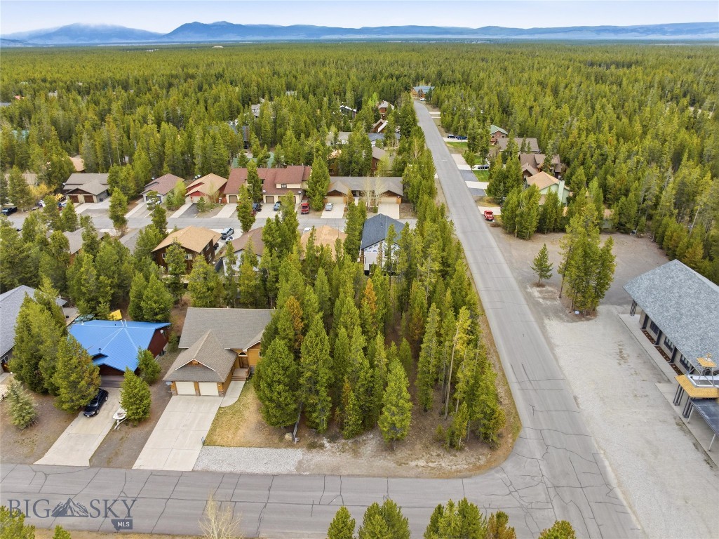 301 Lewis Avenue, West Yellowstone