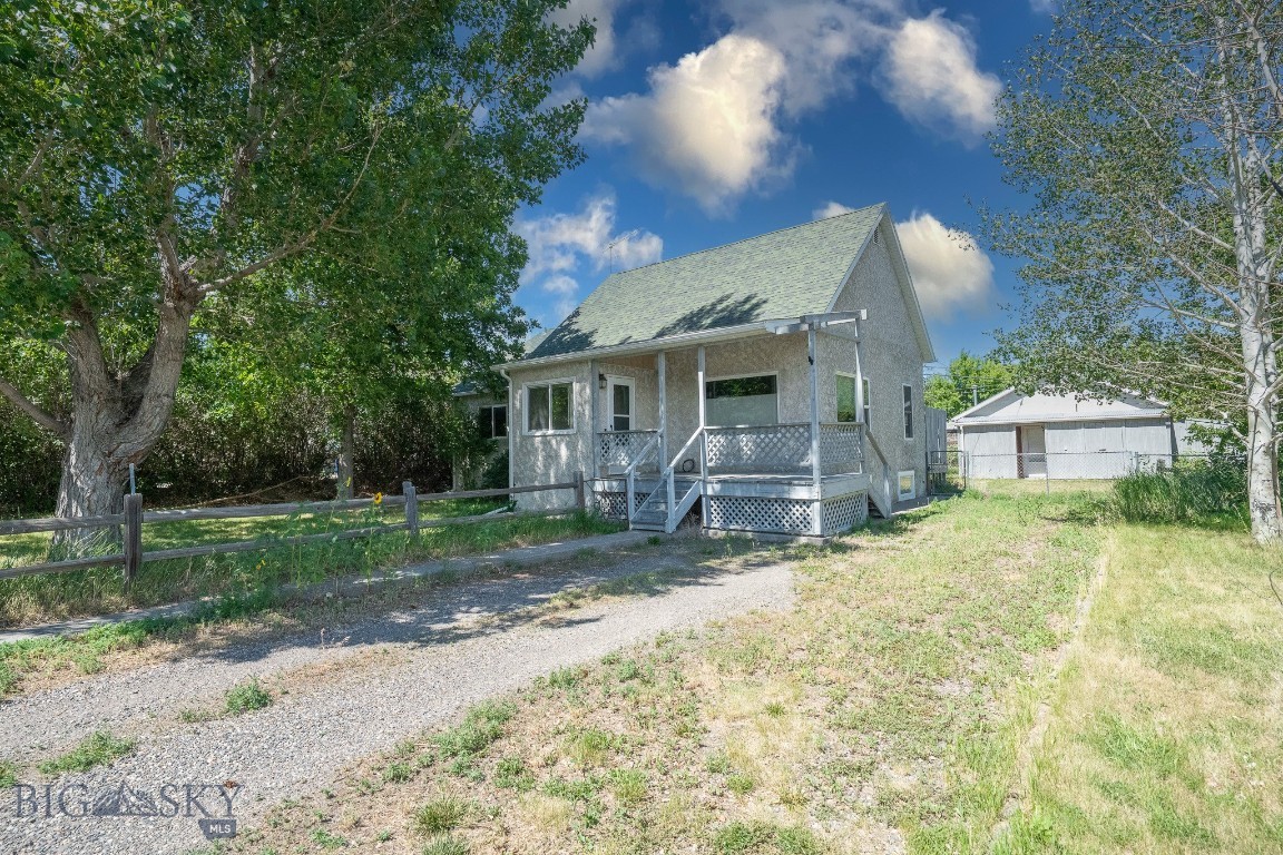 420 N 8th Street, Livingston