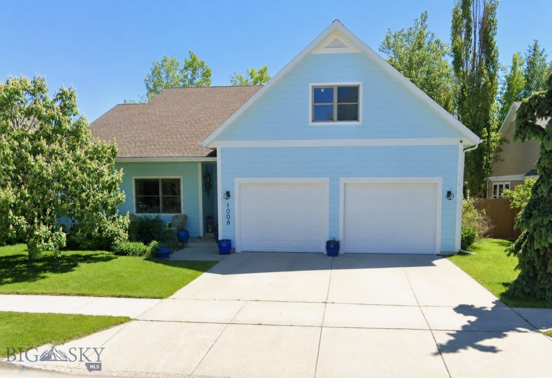 1008 New Holland, Bozeman
