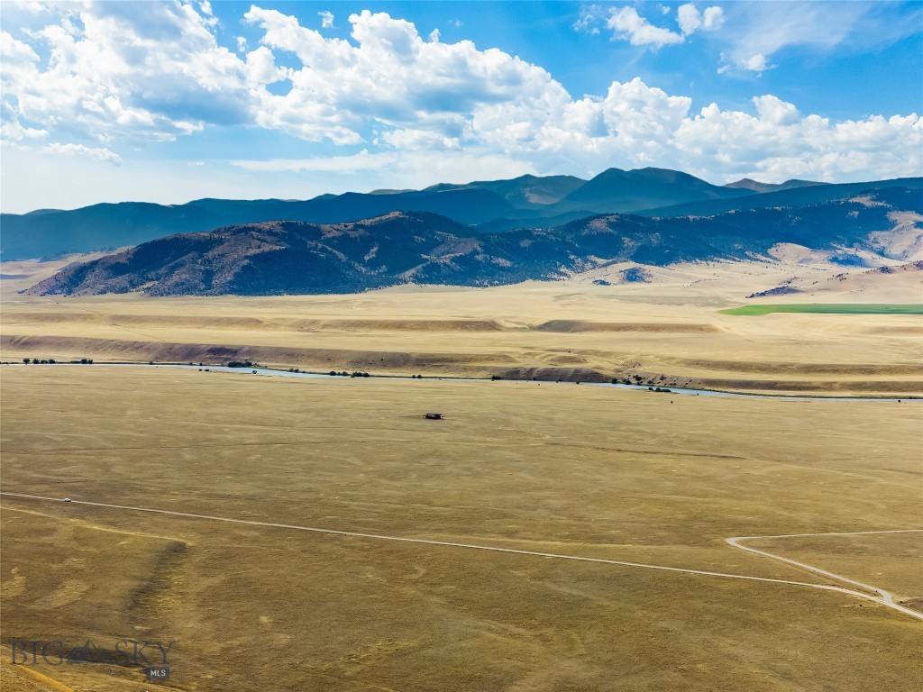 Lot 85 Sphinx Mountain, Cameron