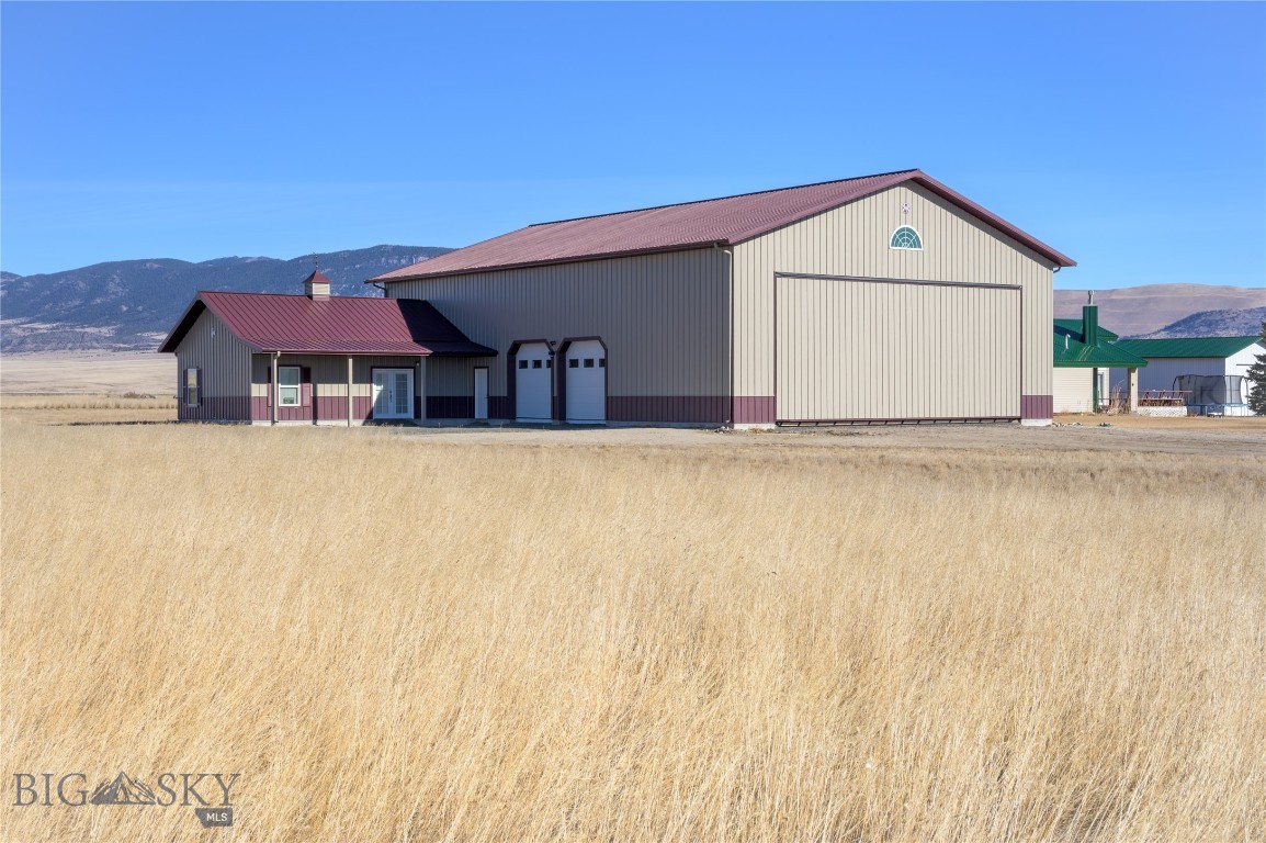 47 N Centurion Way, Whitehall, Montana