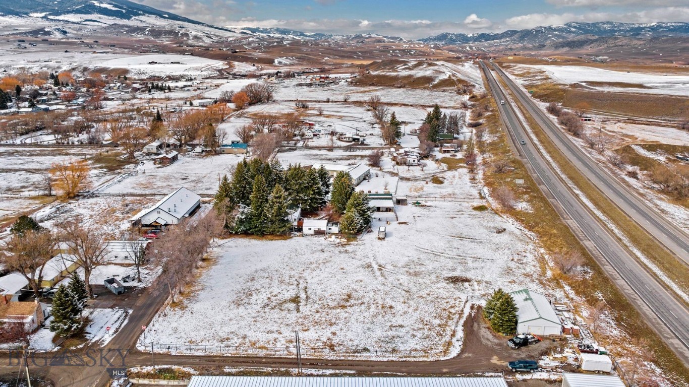 38 Loves Lane, Livingston, Montana