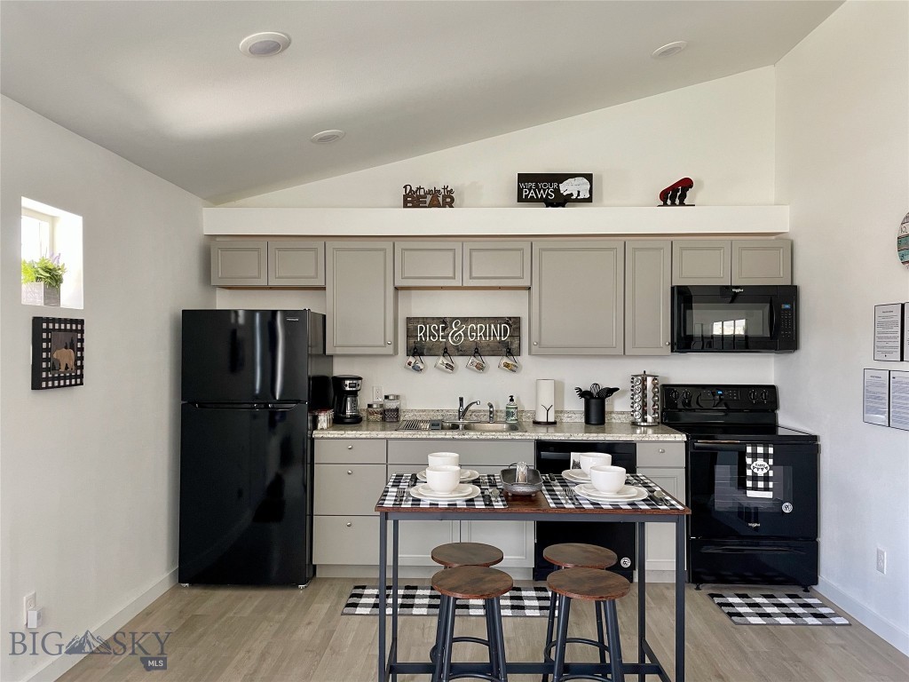 410 Brookline Unit D, Livingston