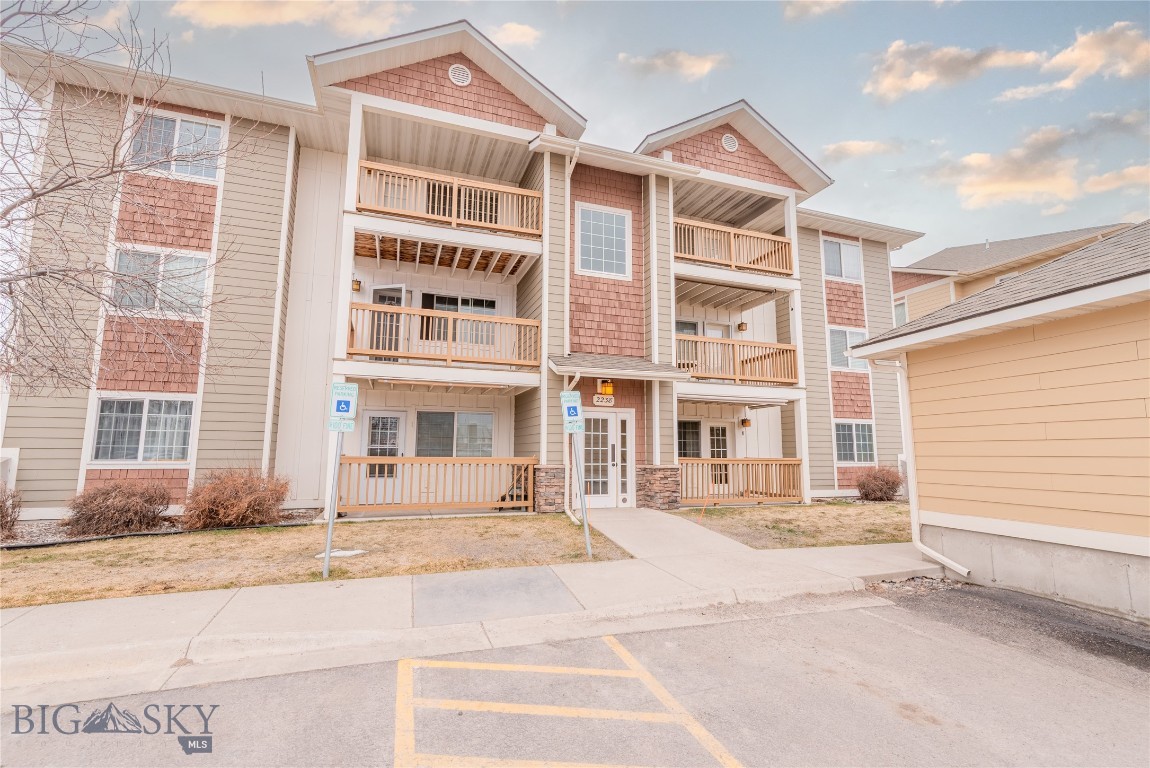 2238 Baxter Lane 4, Bozeman