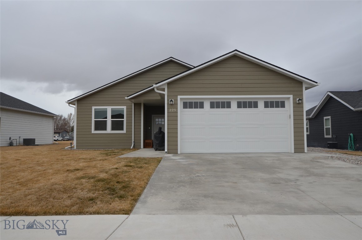 225 Johnson Avenue, Dillon