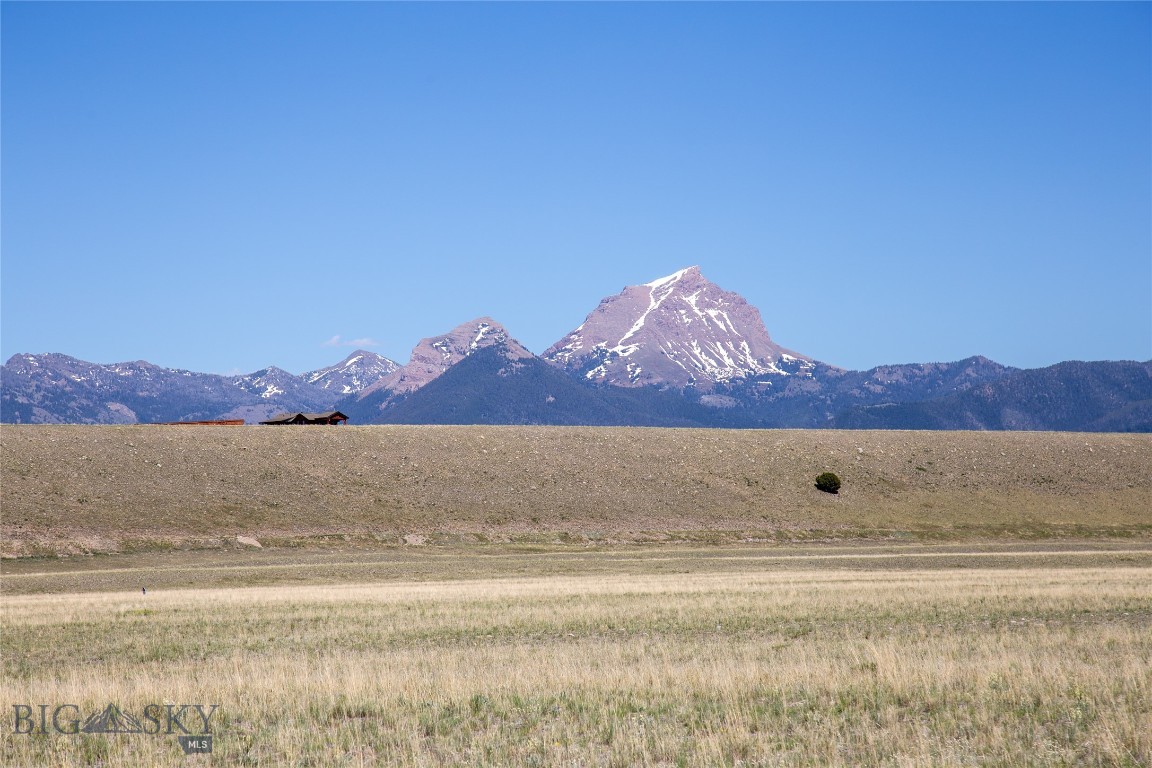 Lot 81 Sphinx Mountain, Cameron