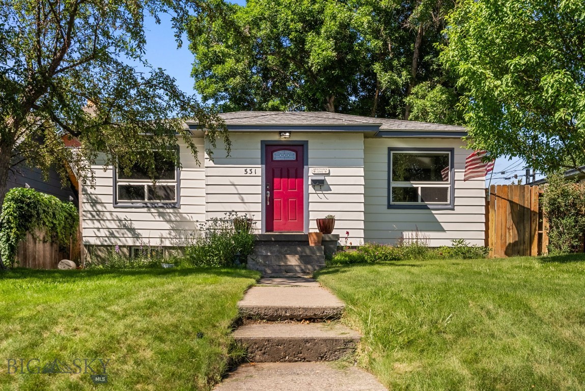 531 N Main, Livingston