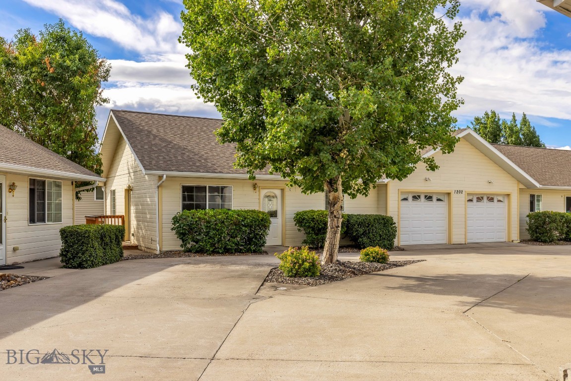 1202 Wineglass Court C, Livingston