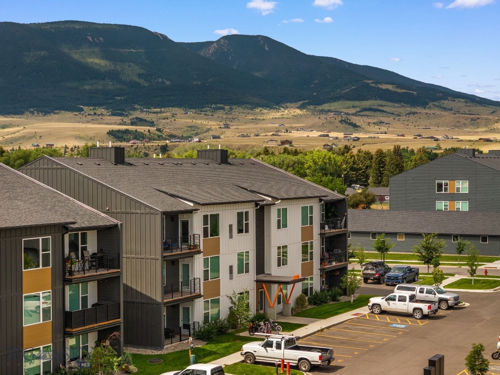 2221F Willow Drive 102, Livingston, Montana
