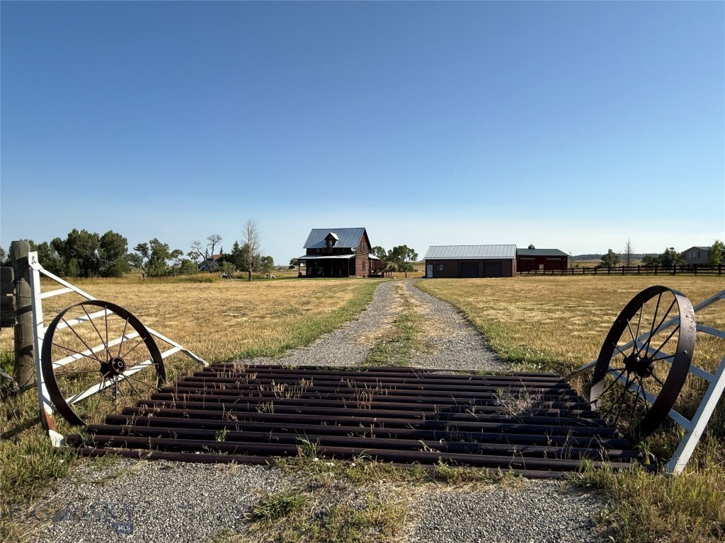 185 Howie, Big Timber, Montana