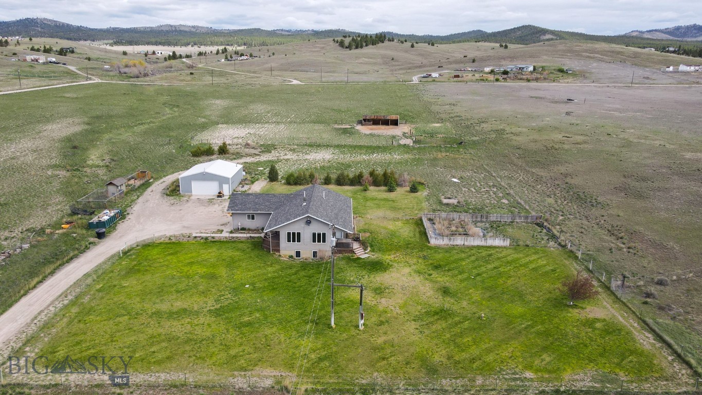 1910 No Creek Court, Helena