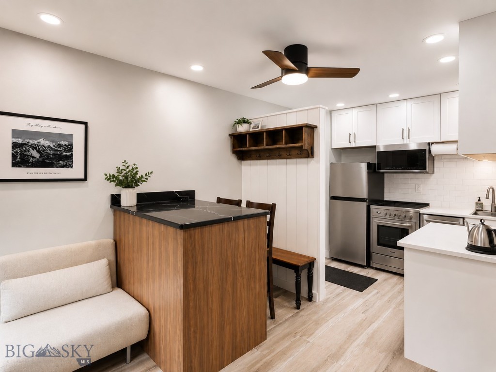 21 SittingBull Road Road 1190, Big Sky