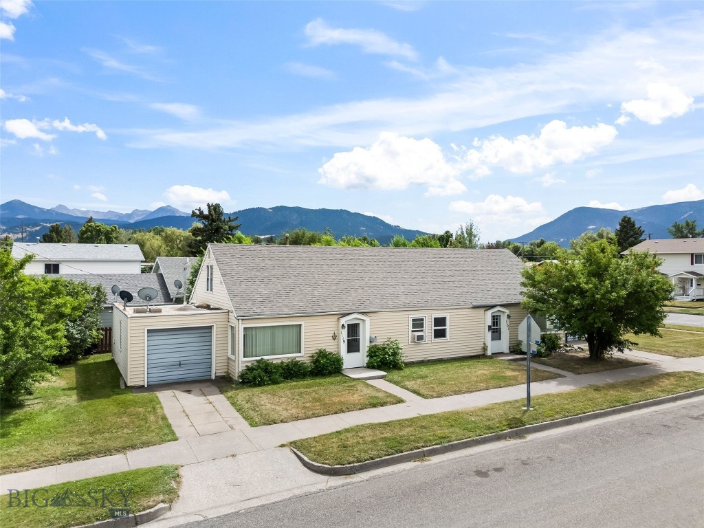 1119 & 1121 W Geyser Street, Livingston