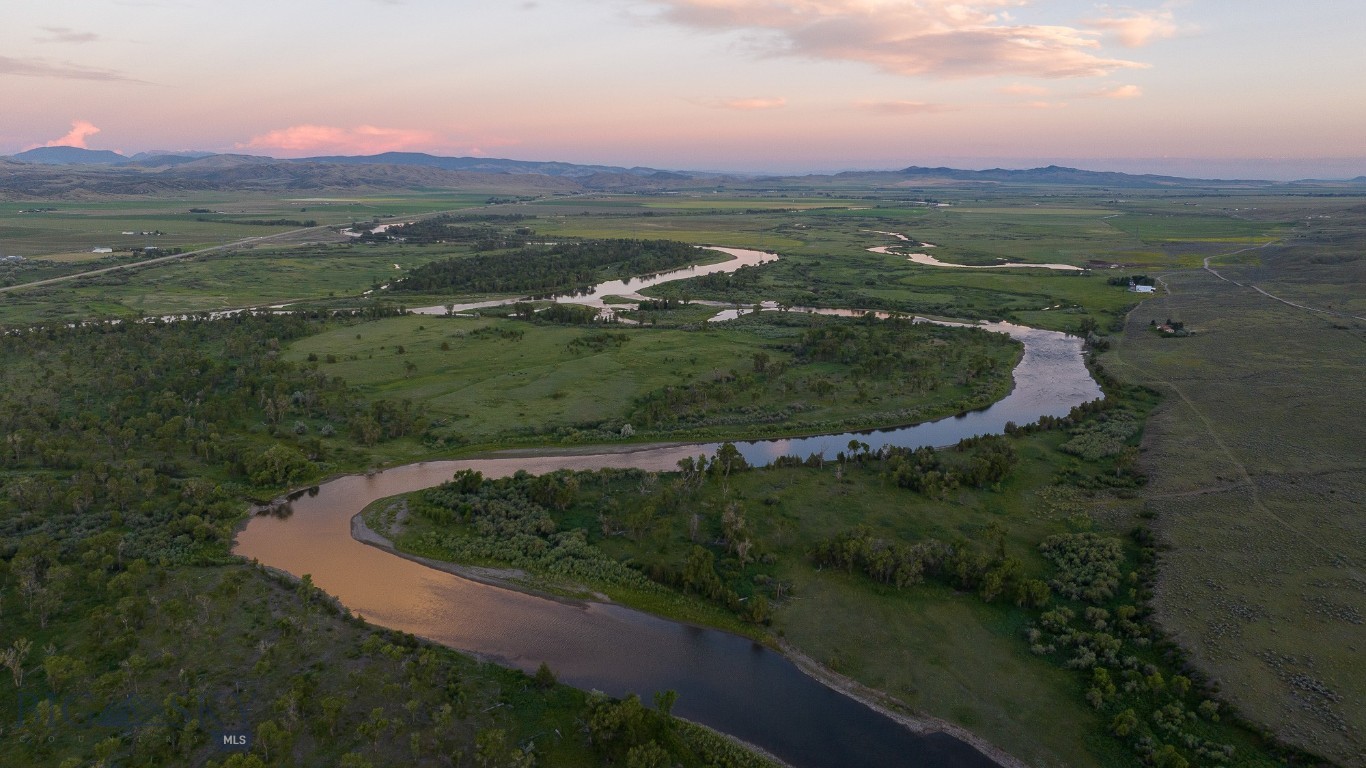 803 River Road, Toston, Montana