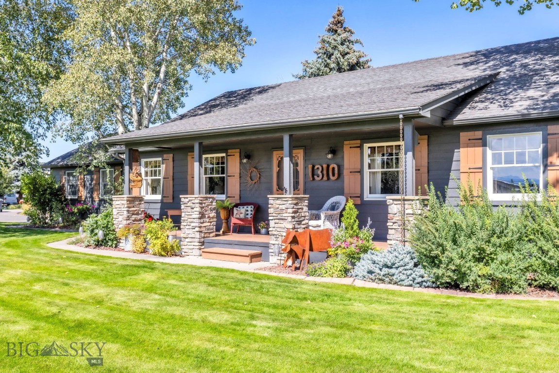 1310 Baldy Mountain Lane, Belgrade