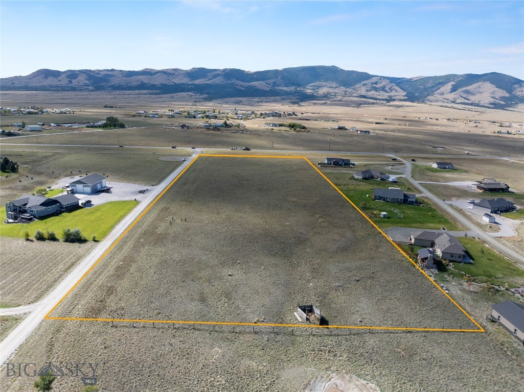 7187 US Highway 287, Townsend