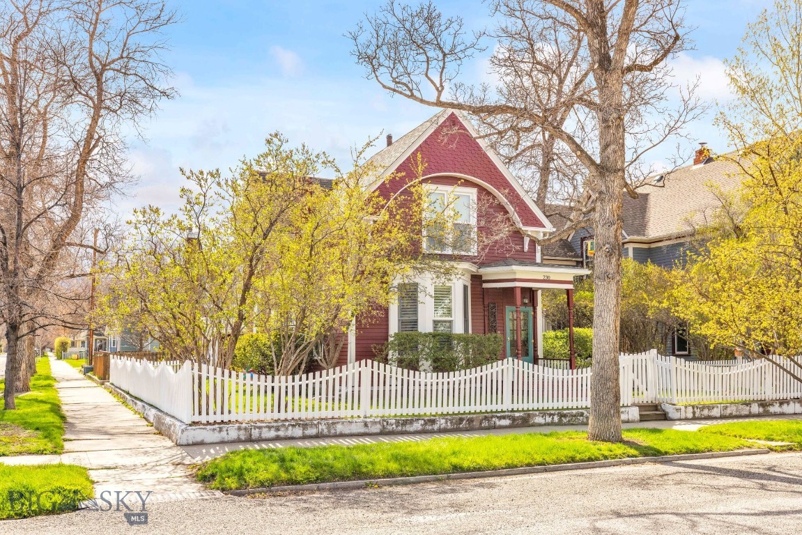 230 S 6th Street, Livingston