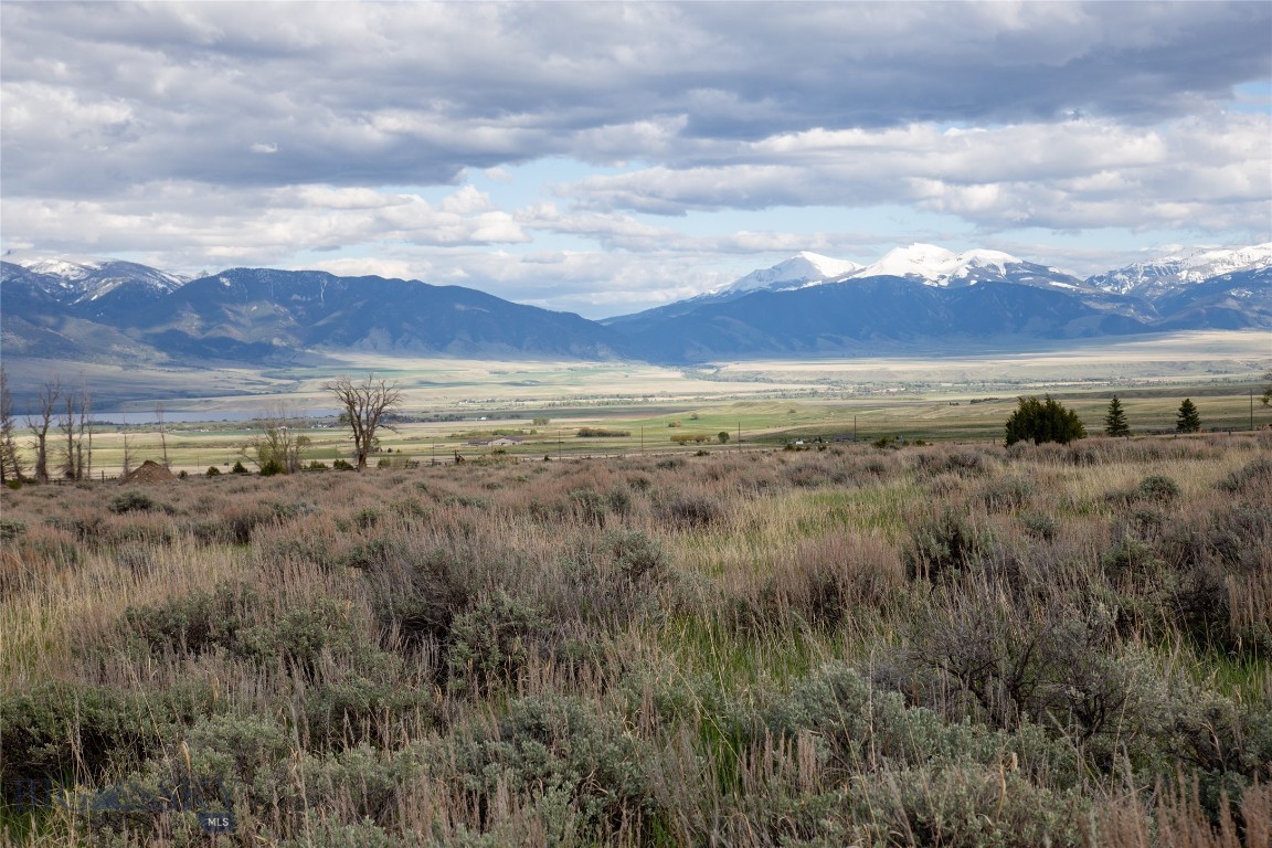 Lot 5 Weys View, McAllister