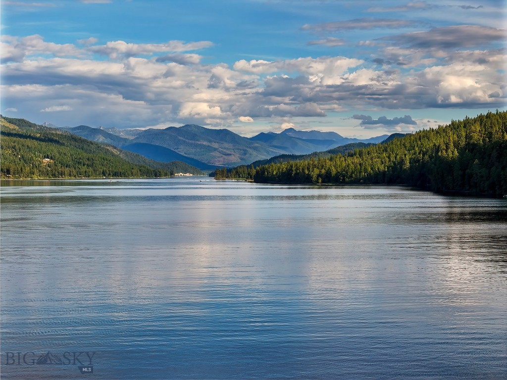 268 Swan Shores Lane, Bigfork
