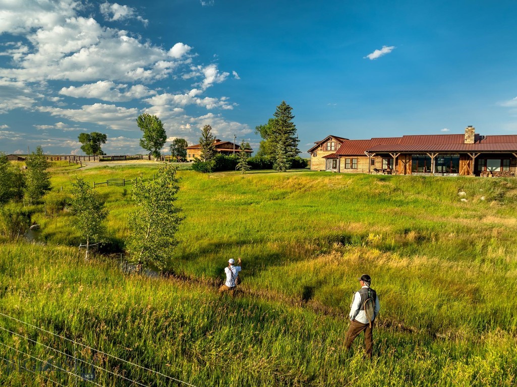 229 Cremer Road, Big Timber, Montana