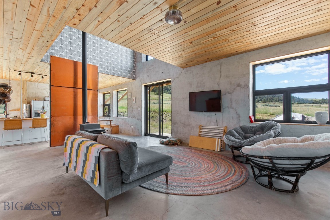 11893 Antelope Valley Road, Three Forks