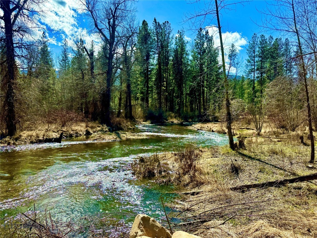 21481 Nine Mile Road, Huson