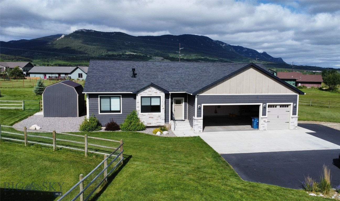 25 Meadowlark, Red Lodge, Montana
