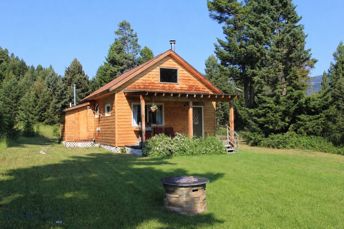 472 Rock Creek Road S, Emigrant, Montana