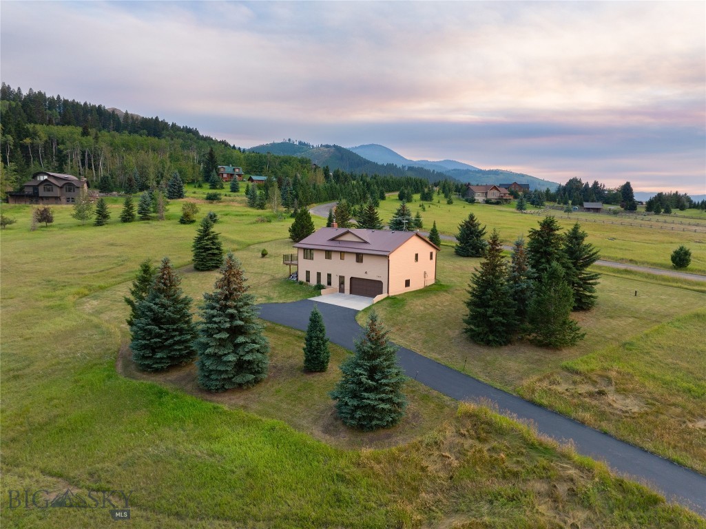 3250 Big Bear Road, Gallatin Gateway, Montana