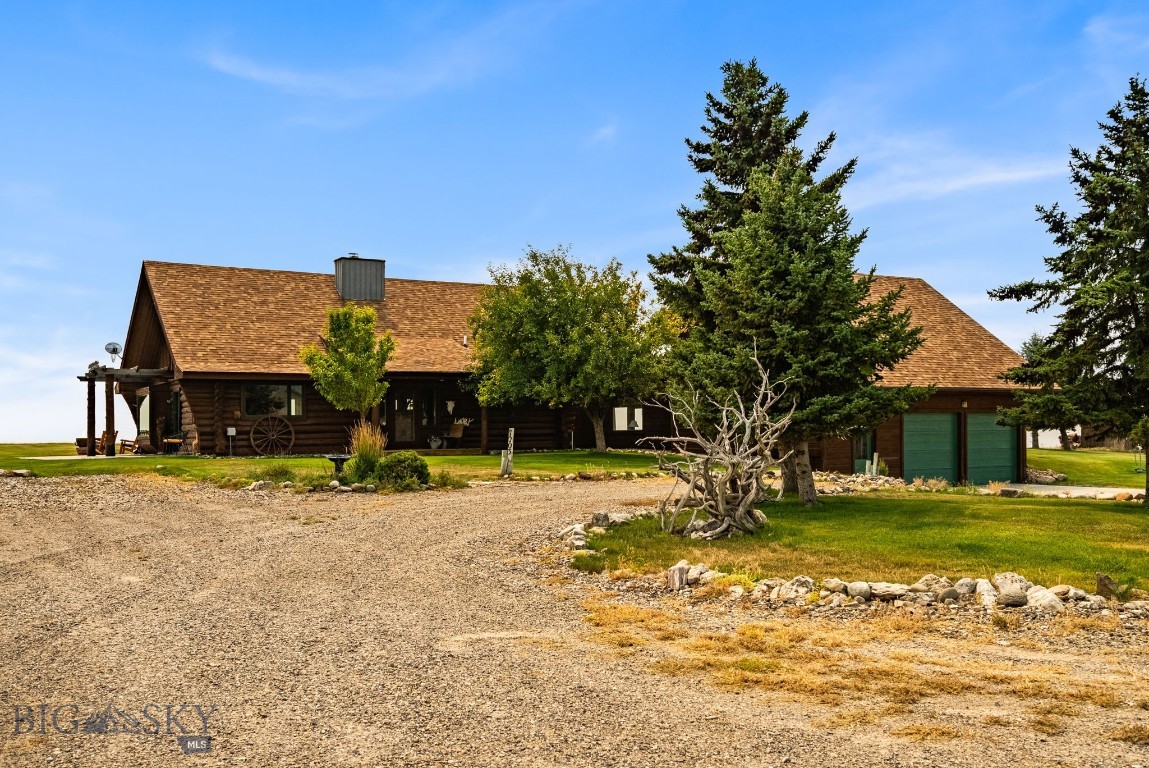 7203 Round Mountain Road, Belgrade