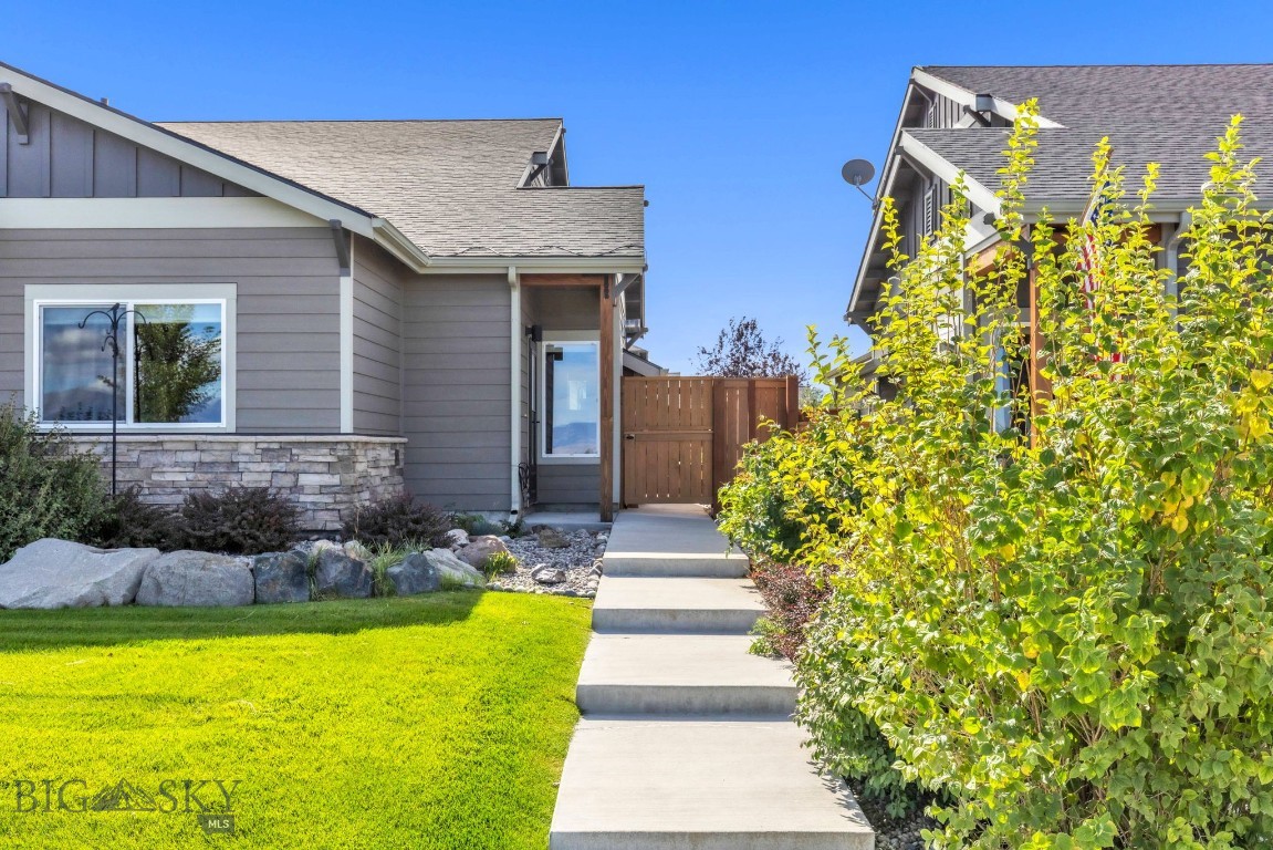 5079 Dragon Fly, Bozeman