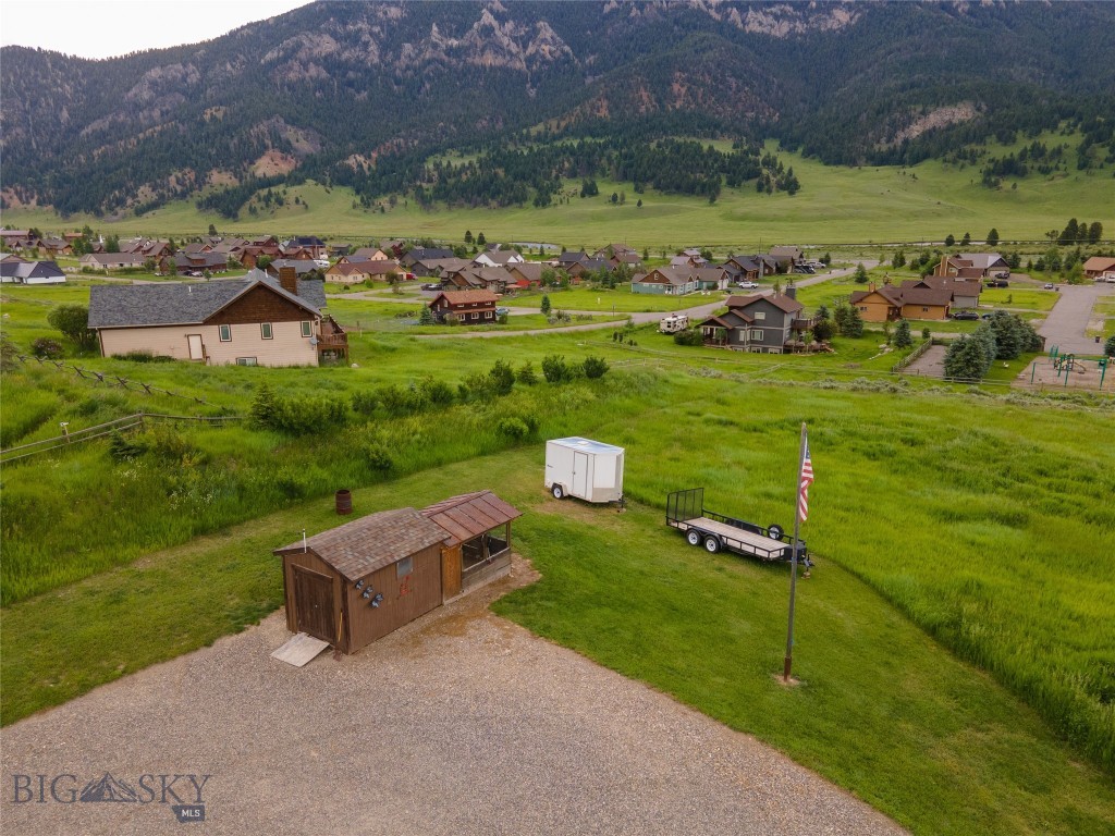 120  Scenic Drive, Gallatin Gateway