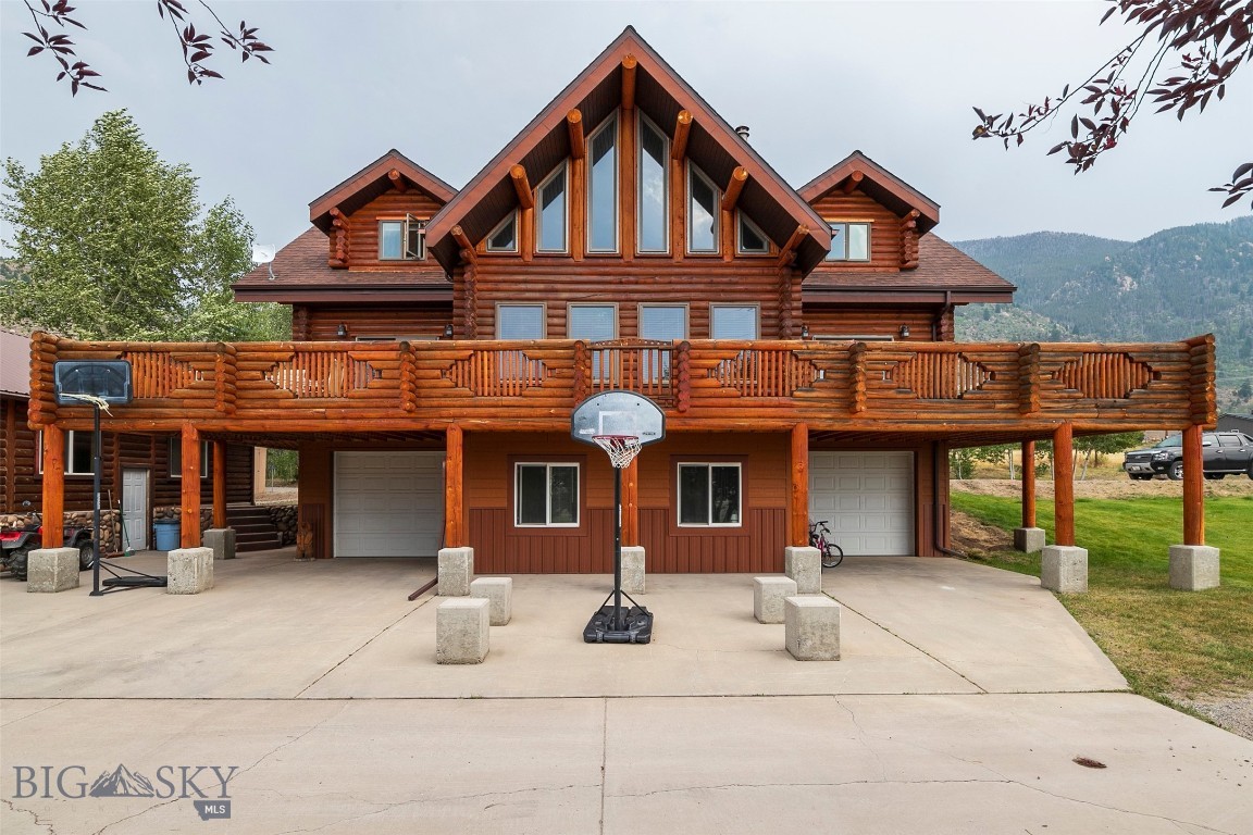 4930 Saddle Rock Road, Butte