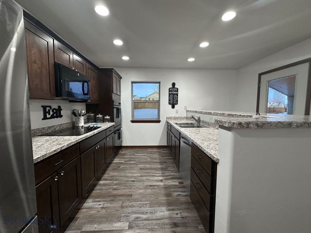 909 Las Campanas Drive, Belgrade