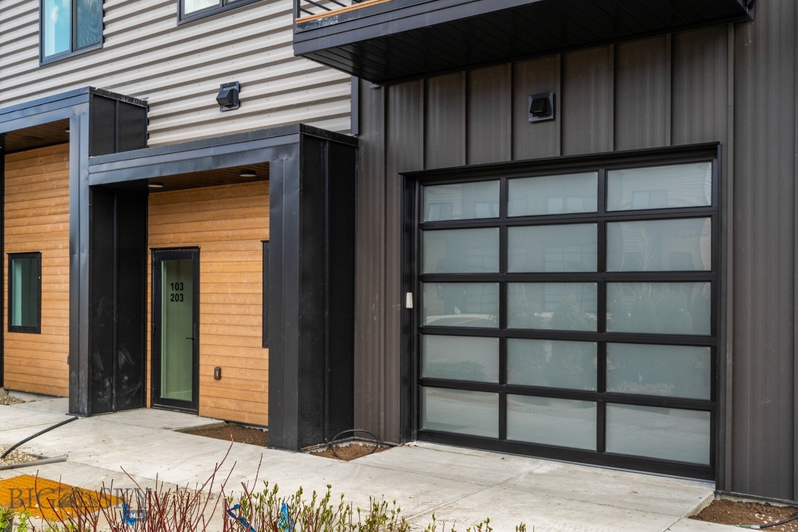 329 Gallatin Park 103/203, Bozeman