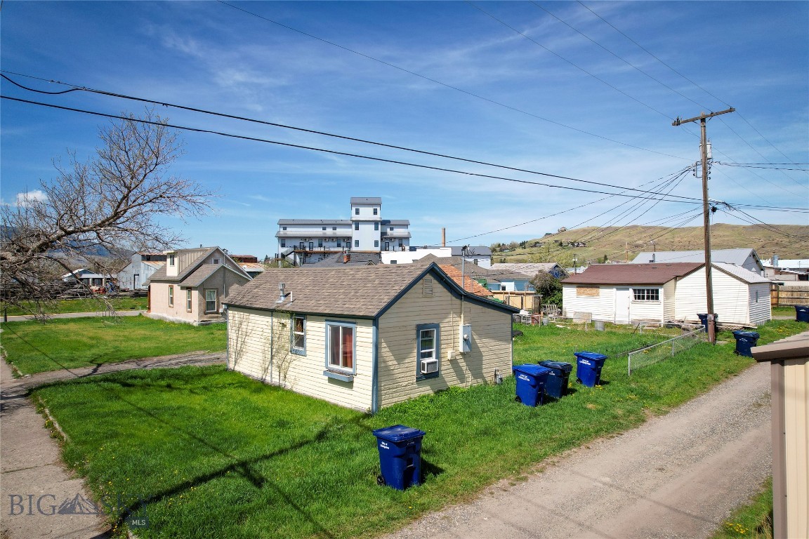 104 1/2 N K Street, Livingston