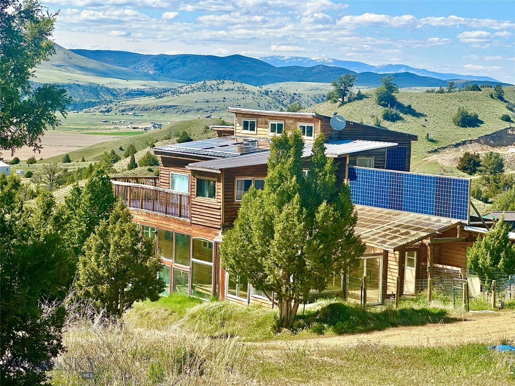 400 Broken Creek Rd, Three Forks