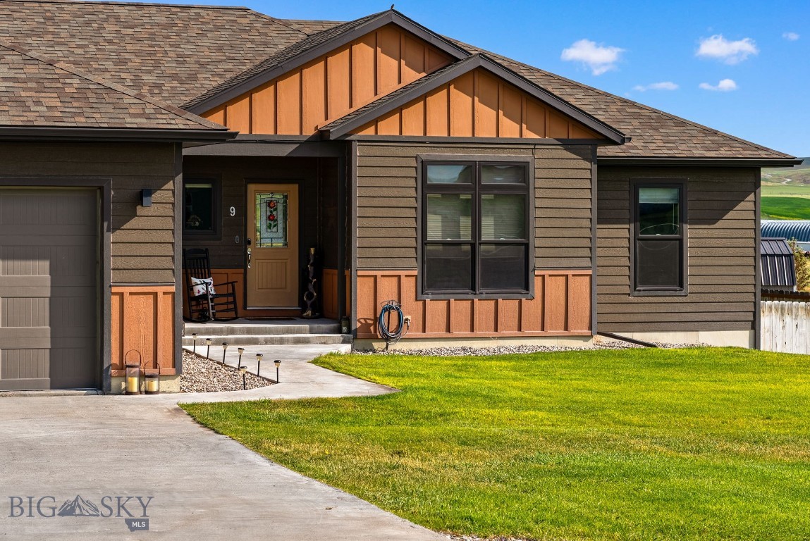 9 Blue Stem Way, Three Forks