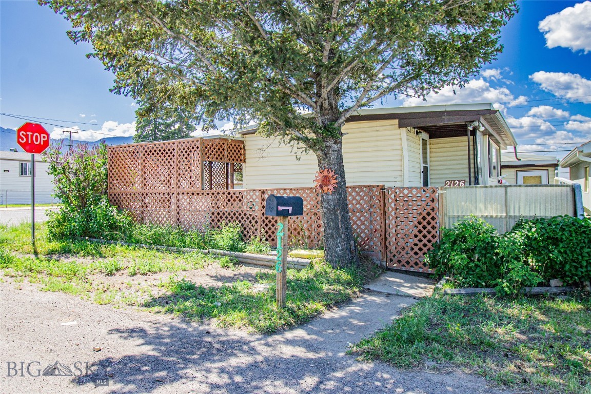 2126 Pine Street, Butte