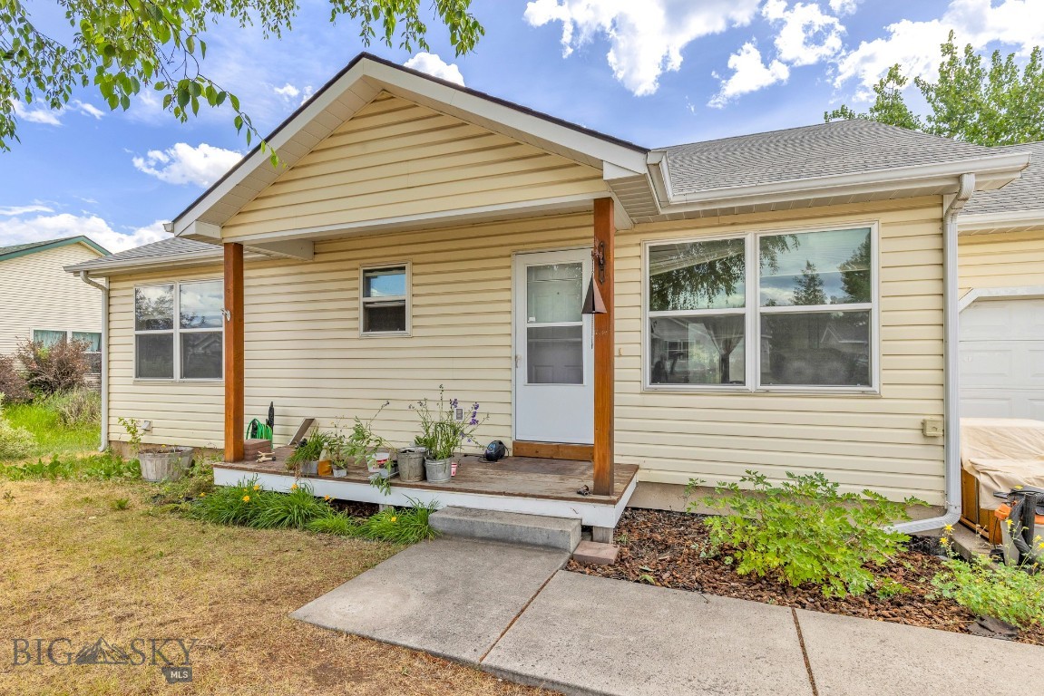 904 Paisley Drive, Belgrade