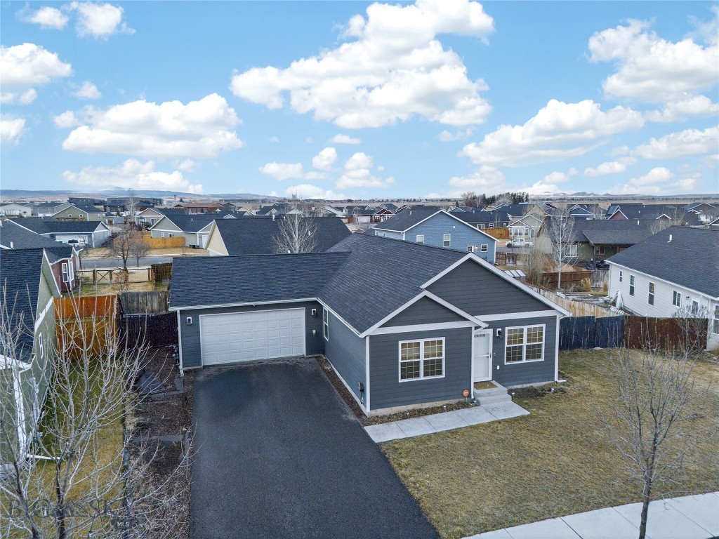 2217 Sturnella Lane, Belgrade