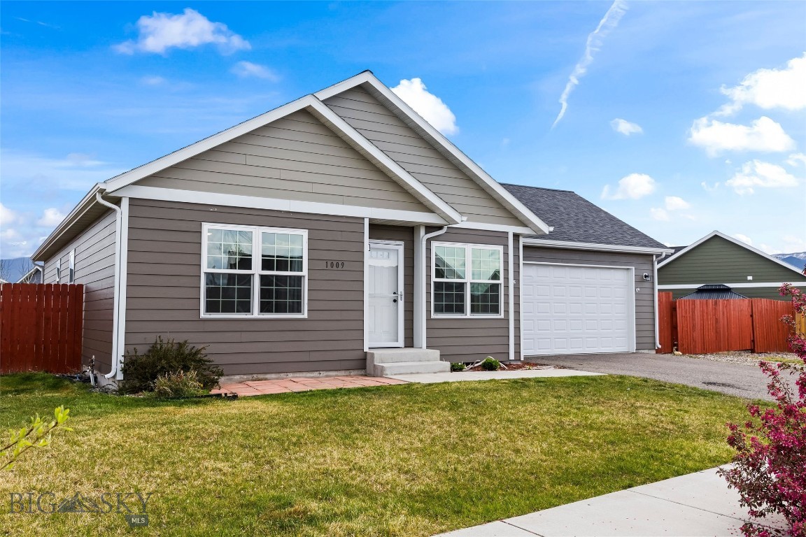 1009 Falcon Ridge Boulevard, Belgrade