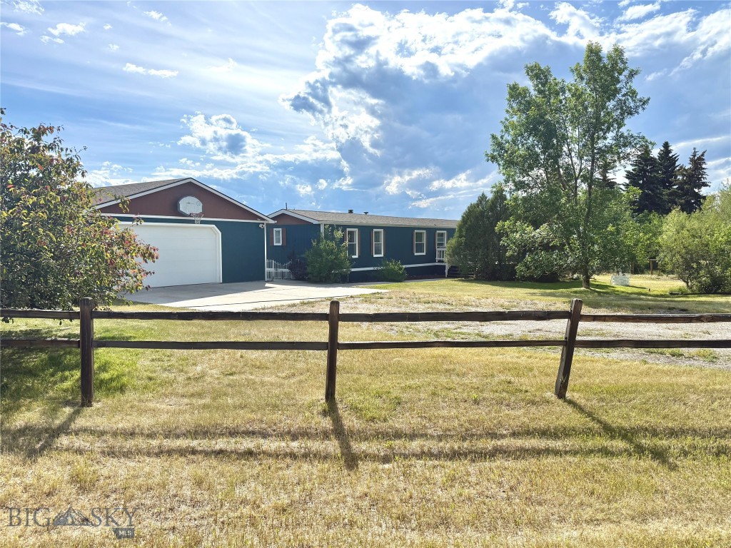 511 Table Mountain Road, Gallatin Gateway, Montana