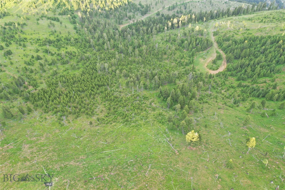 2 Tract, Garnet Range, Drummond