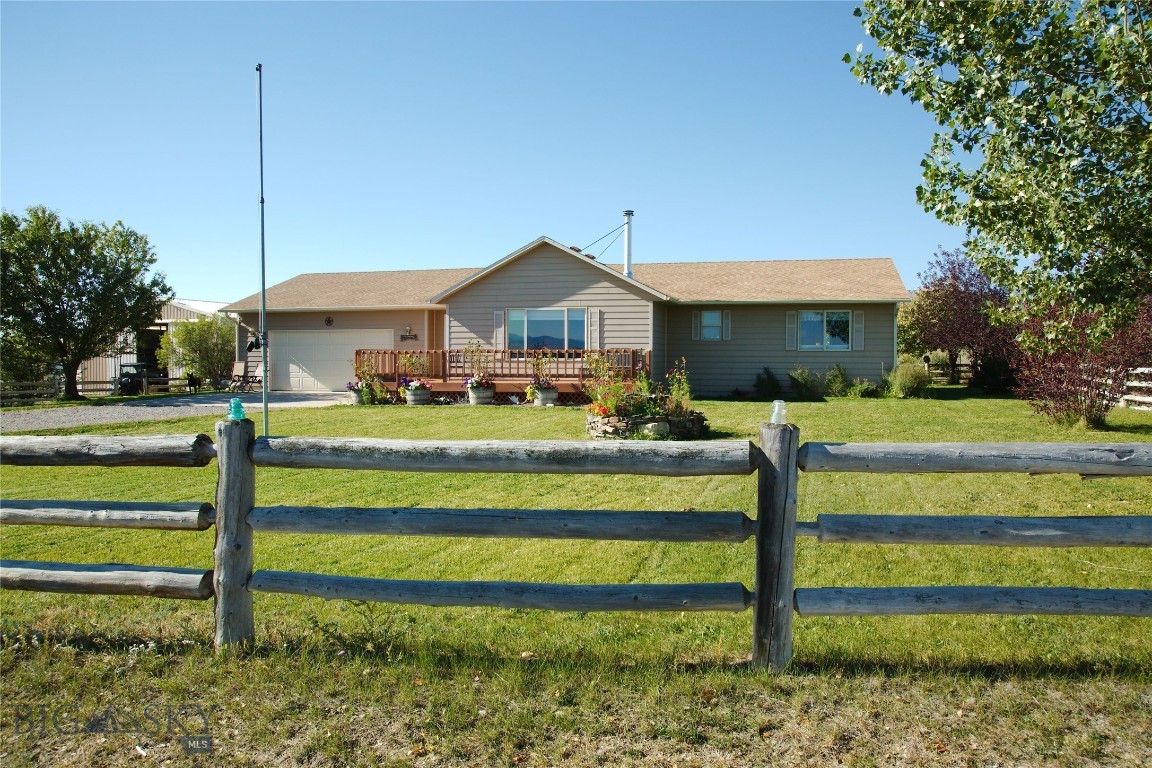92 Vandolah Road, Three Forks, Montana